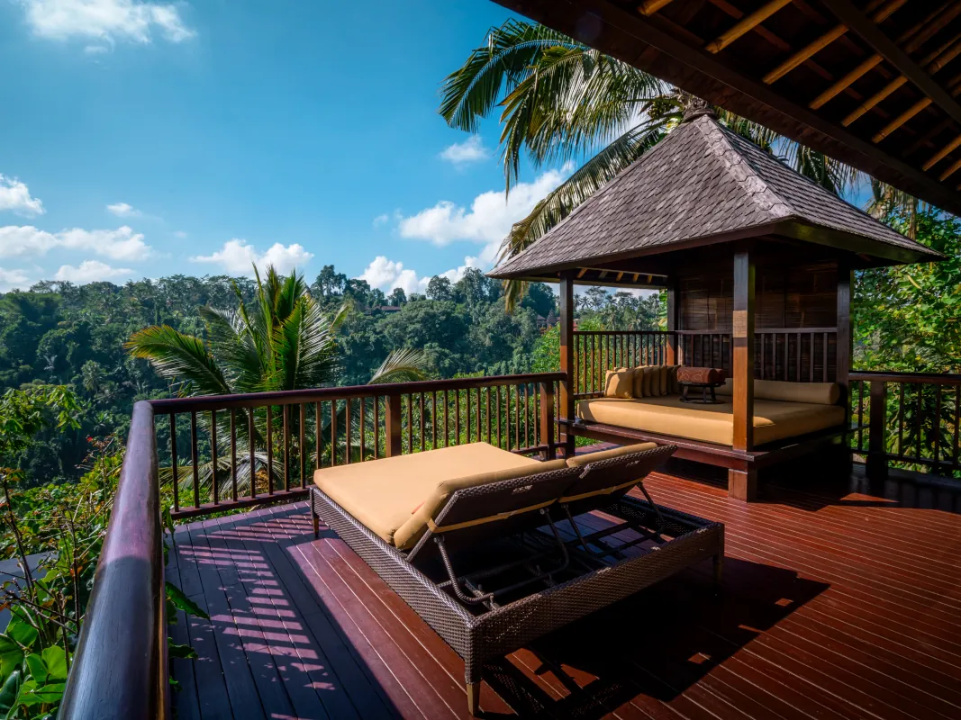 HGOB Signature Villa Terrace
